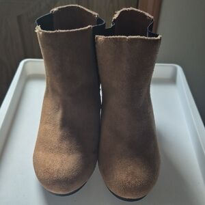 Womens Brown Suede Boots NEW